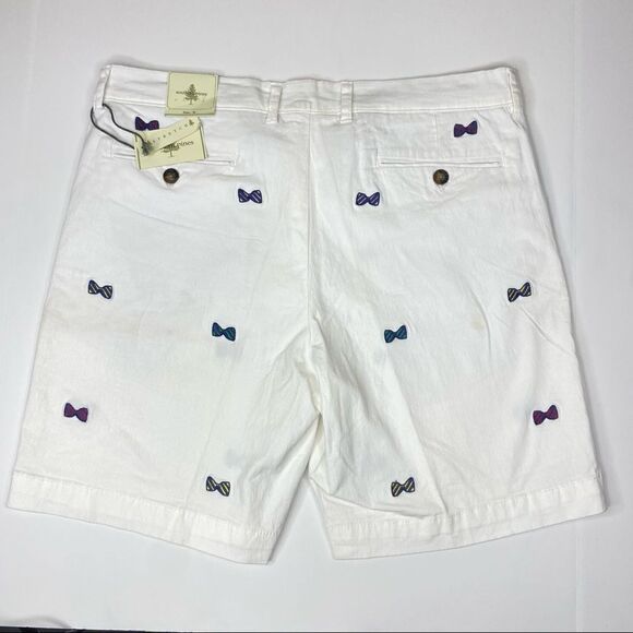 Southern Pines Chino Flat Front Bowtie Embroidered Shorts Size 36 - Picture 2 of 5